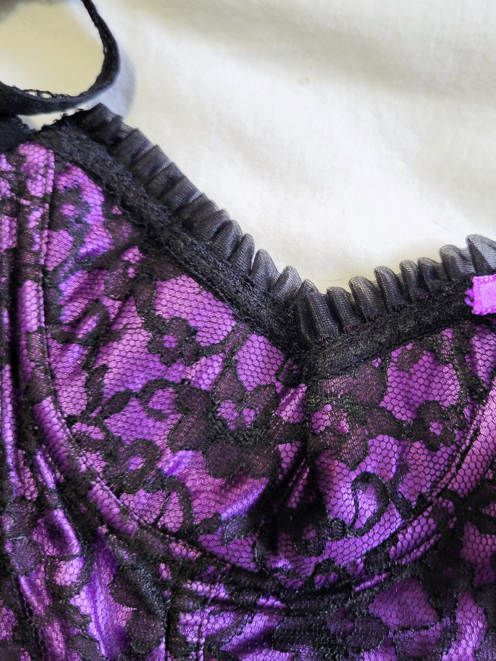 Vintage Fredericks of Hollywood Purple and Black Lace Bustier with Garter Straps - Picture 8 of 11
